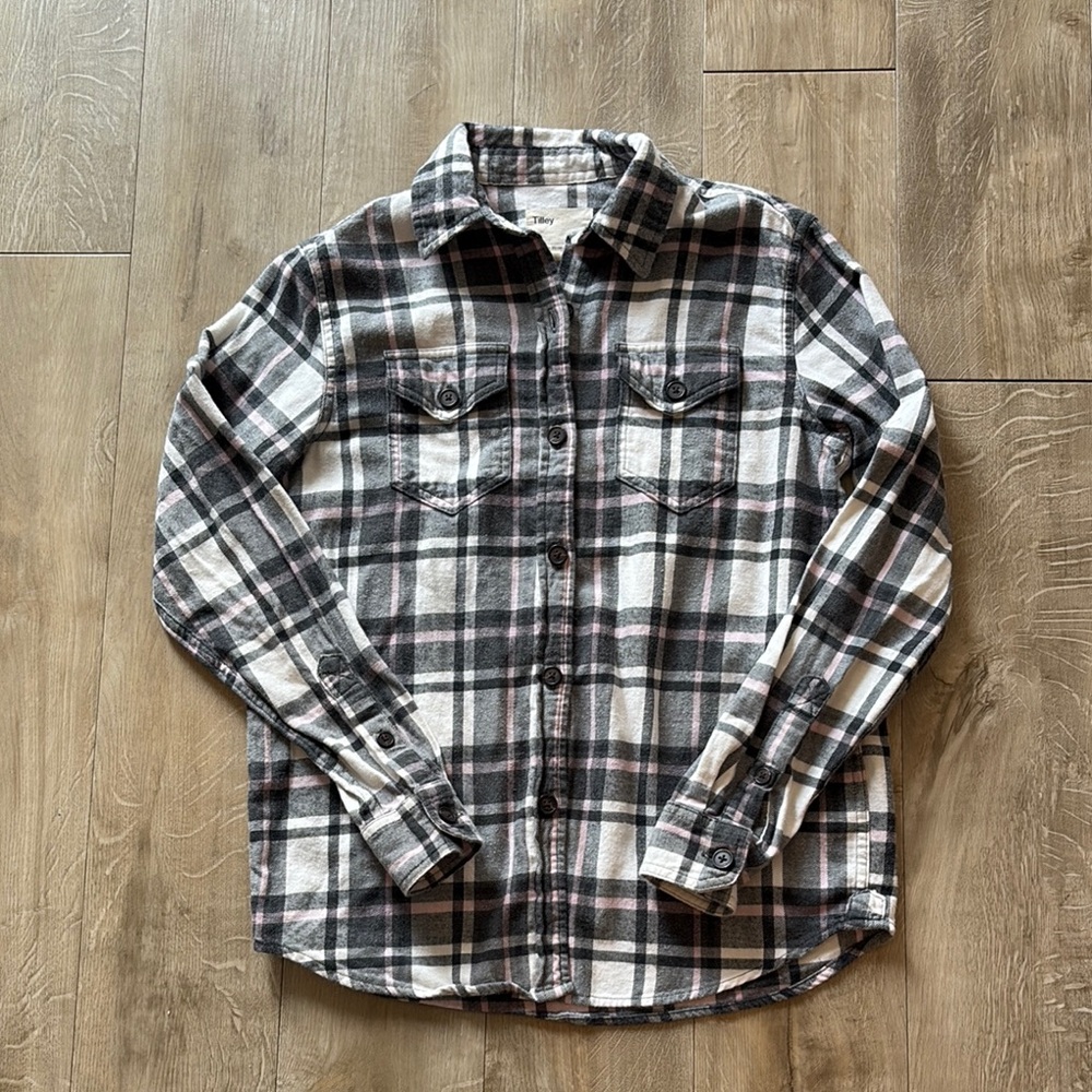 TILLEY Women’s Size XS 100% Cotton Plaid Button-Up Shirt